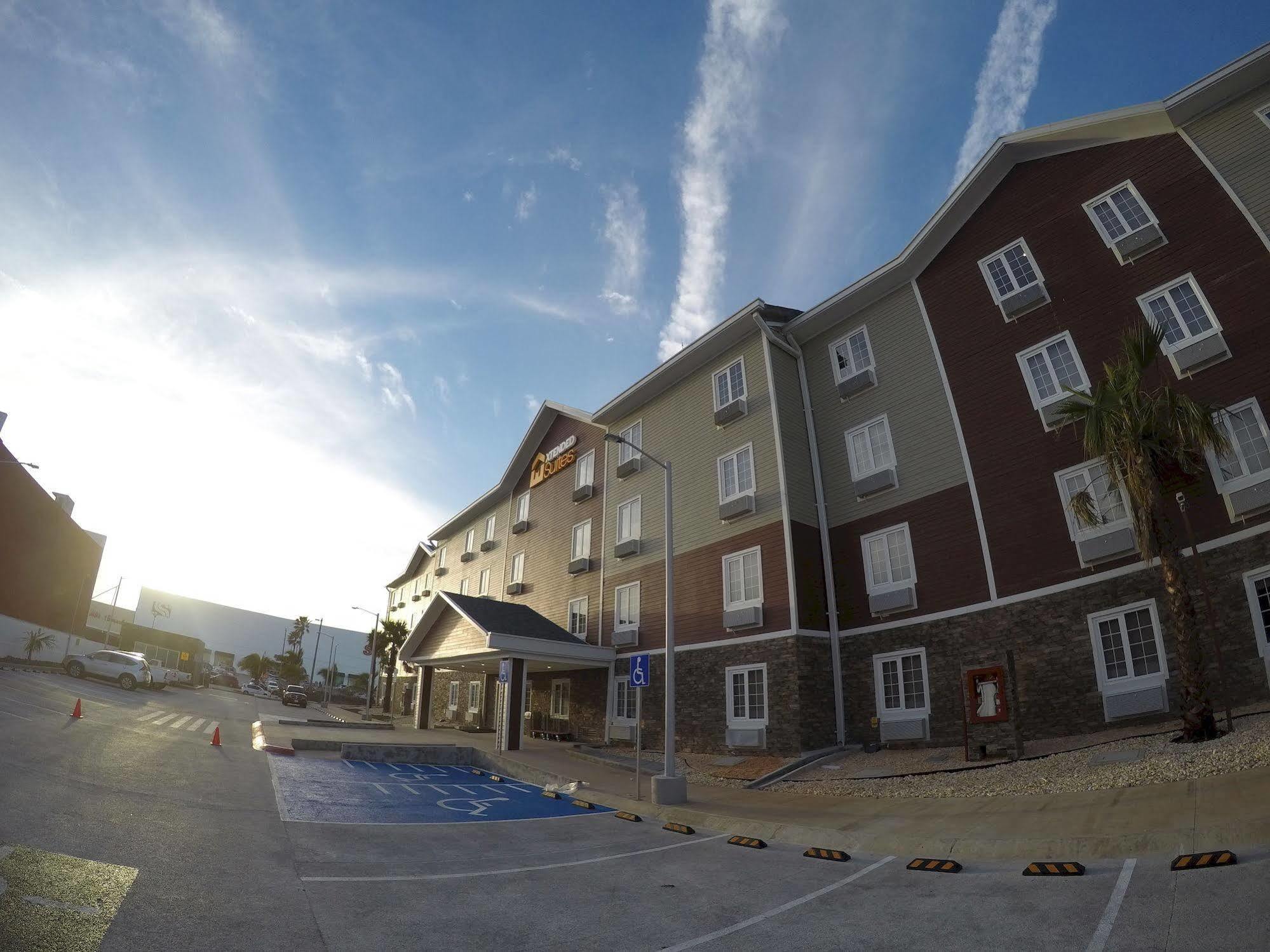 Extended Suites Coatzacoalcos Forum Exterior foto